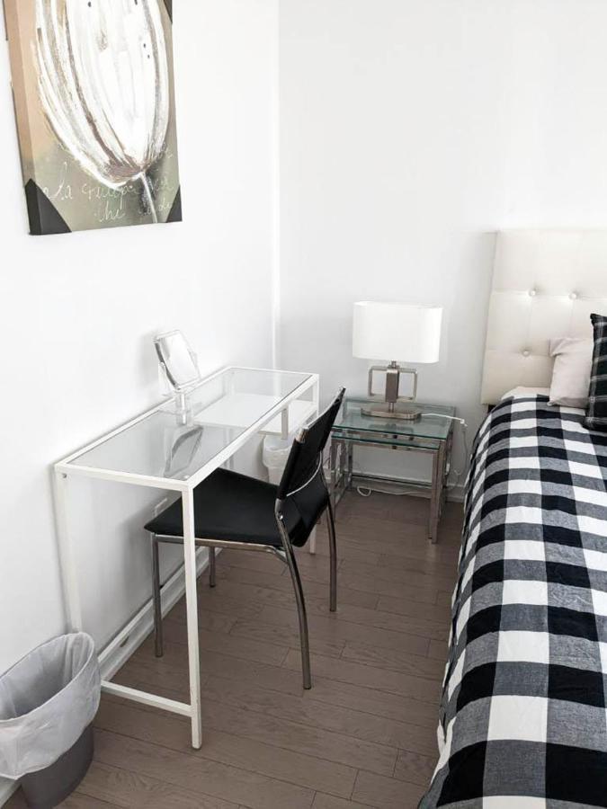Comfortable Central Downtown Condo - تورونتو المظهر الخارجي الصورة